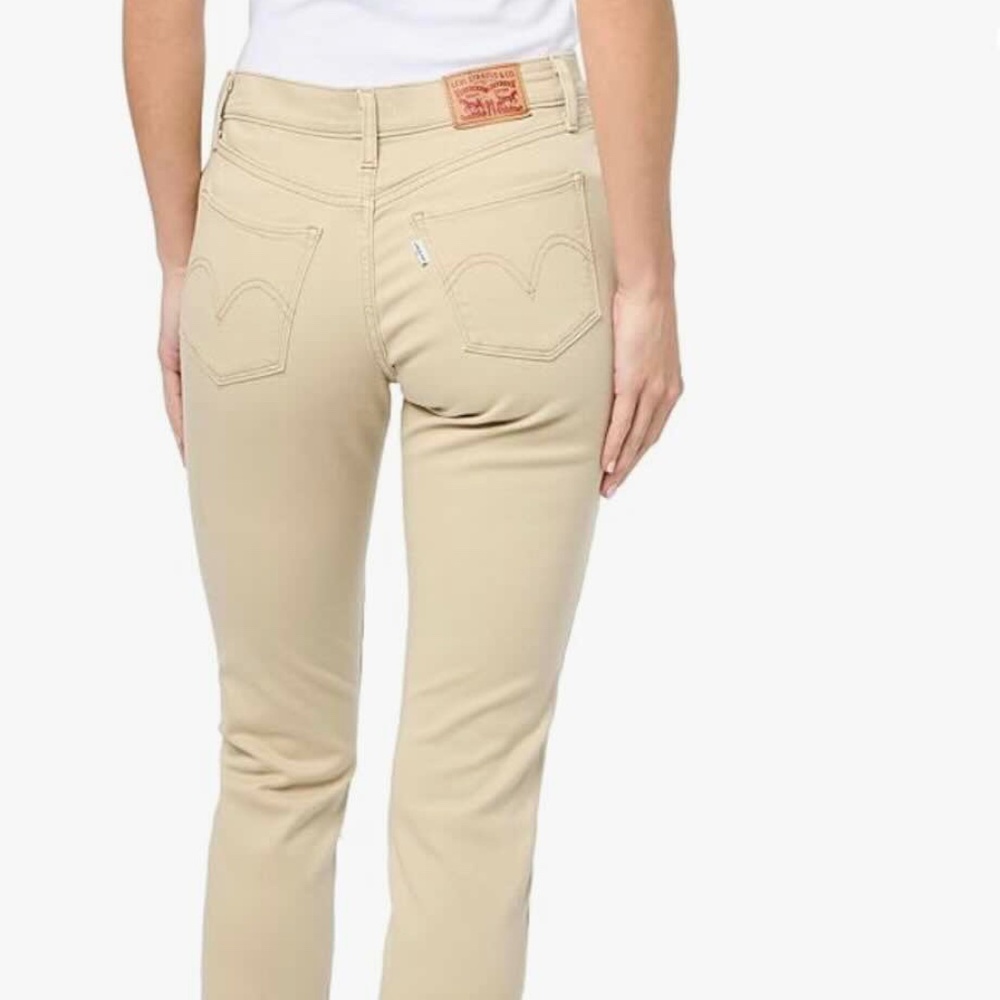 NWT Levi's Classic Straight Jeans